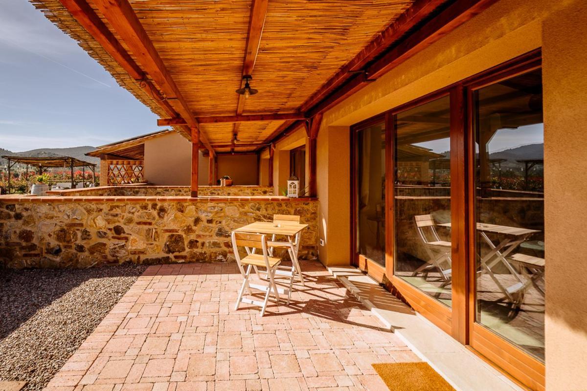 Agriturismo Giu Al Pozzo 加沃拉诺 外观 照片